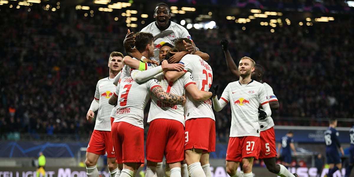 上海申花训练开放日，关键时刻豪取连胜引欢呼，德国杯在即，阵容厚度经受考验(上海申花今天新闻)-LOL官网登录入口