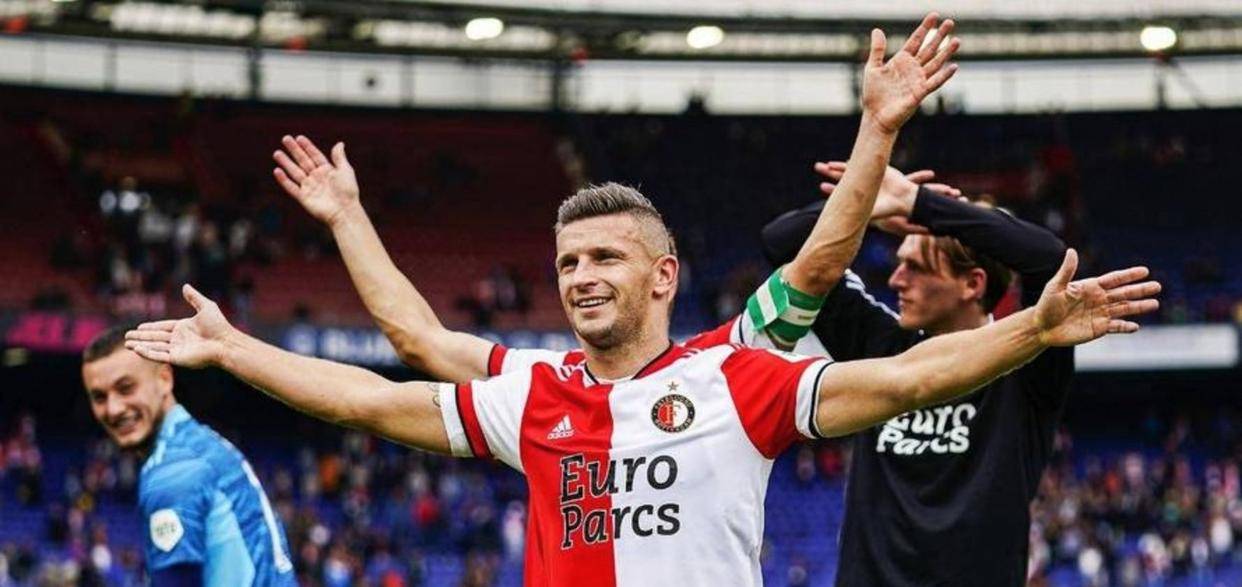 包含费耶诺德国际比赛日复出首秀；志在意甲名次提升；球迷炸锅；临场指挥获称赞的词条-s15全球总决赛